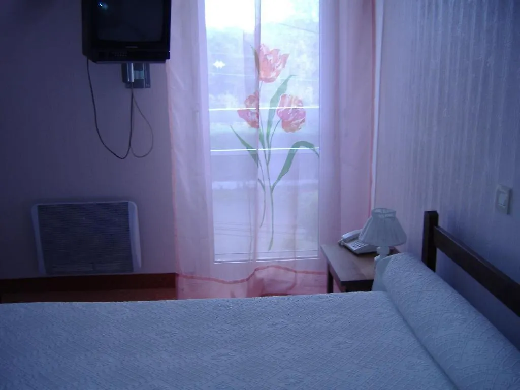 Отель Auberge Pen Mur